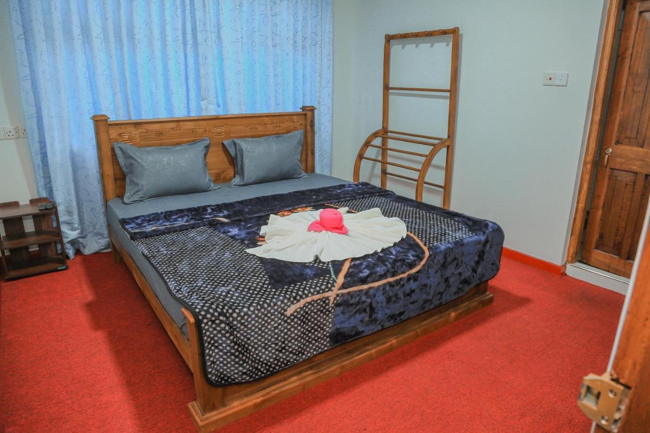 Royal Guest Hotel Inn Нувара Елия Екстериор снимка