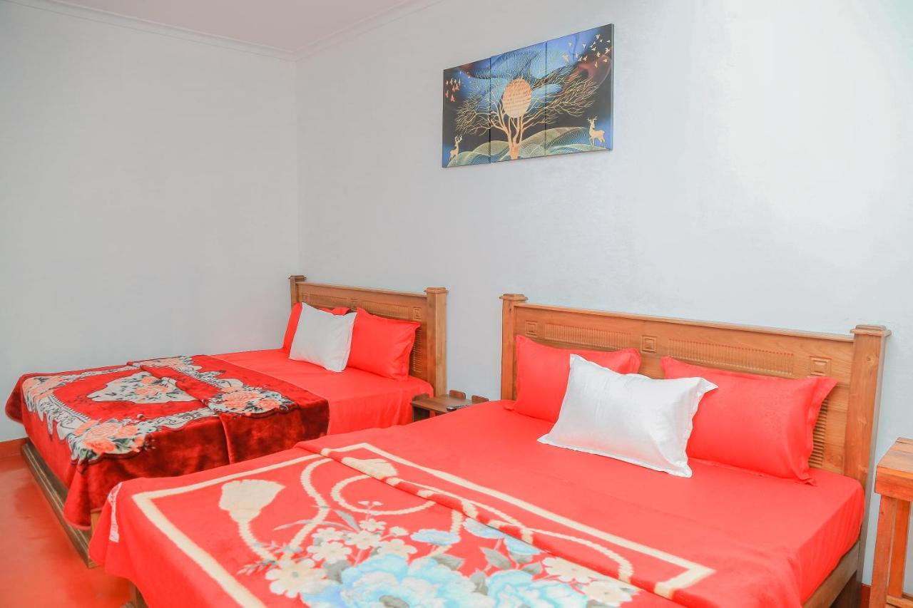 Royal Guest Hotel Inn Нувара Елия Екстериор снимка