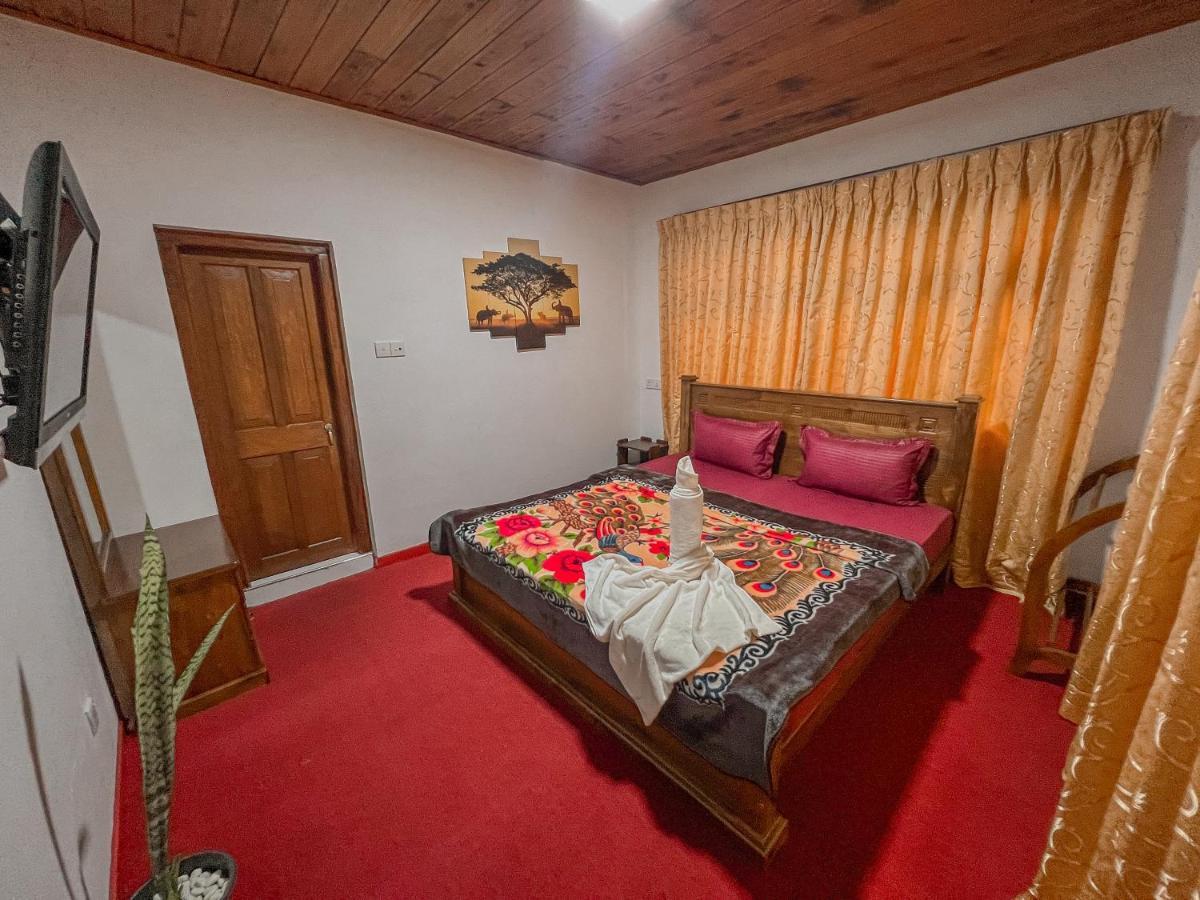 Royal Guest Hotel Inn Нувара Елия Екстериор снимка